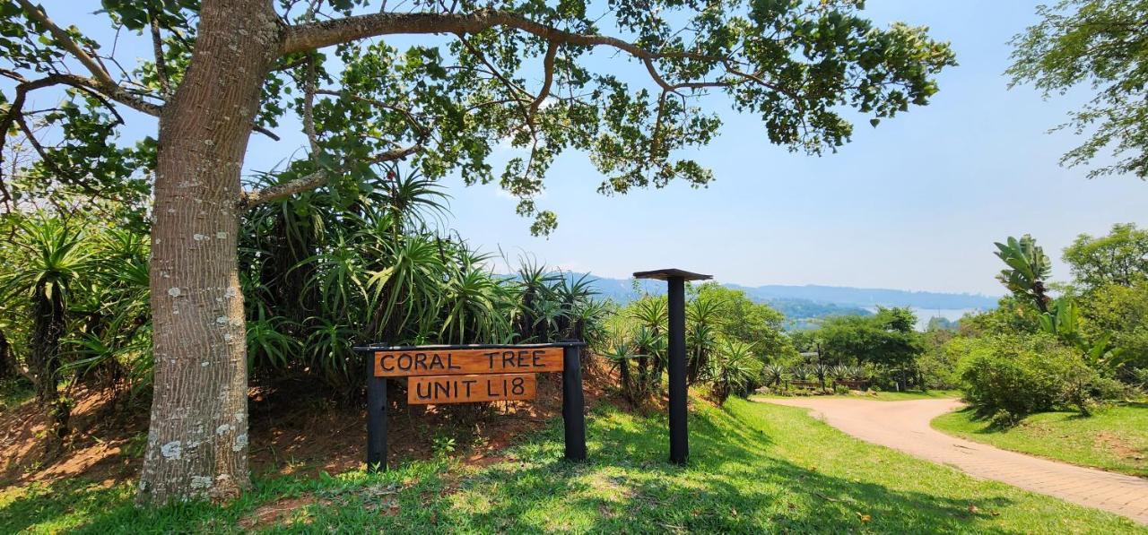 Da Gama Lake Cottages - Coral Tree And Cormorant Cottages White River Oda fotoğraf