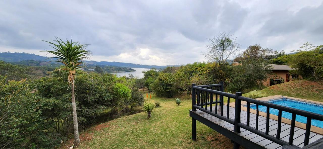 Da Gama Lake Cottages - Coral Tree And Cormorant Cottages White River Dış mekan fotoğraf